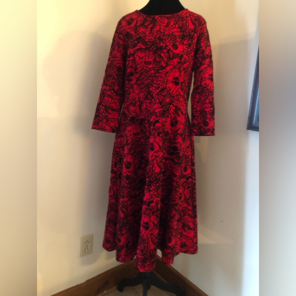 Lands' End Red and Black Floral Long Sleeve Dress size 10/12